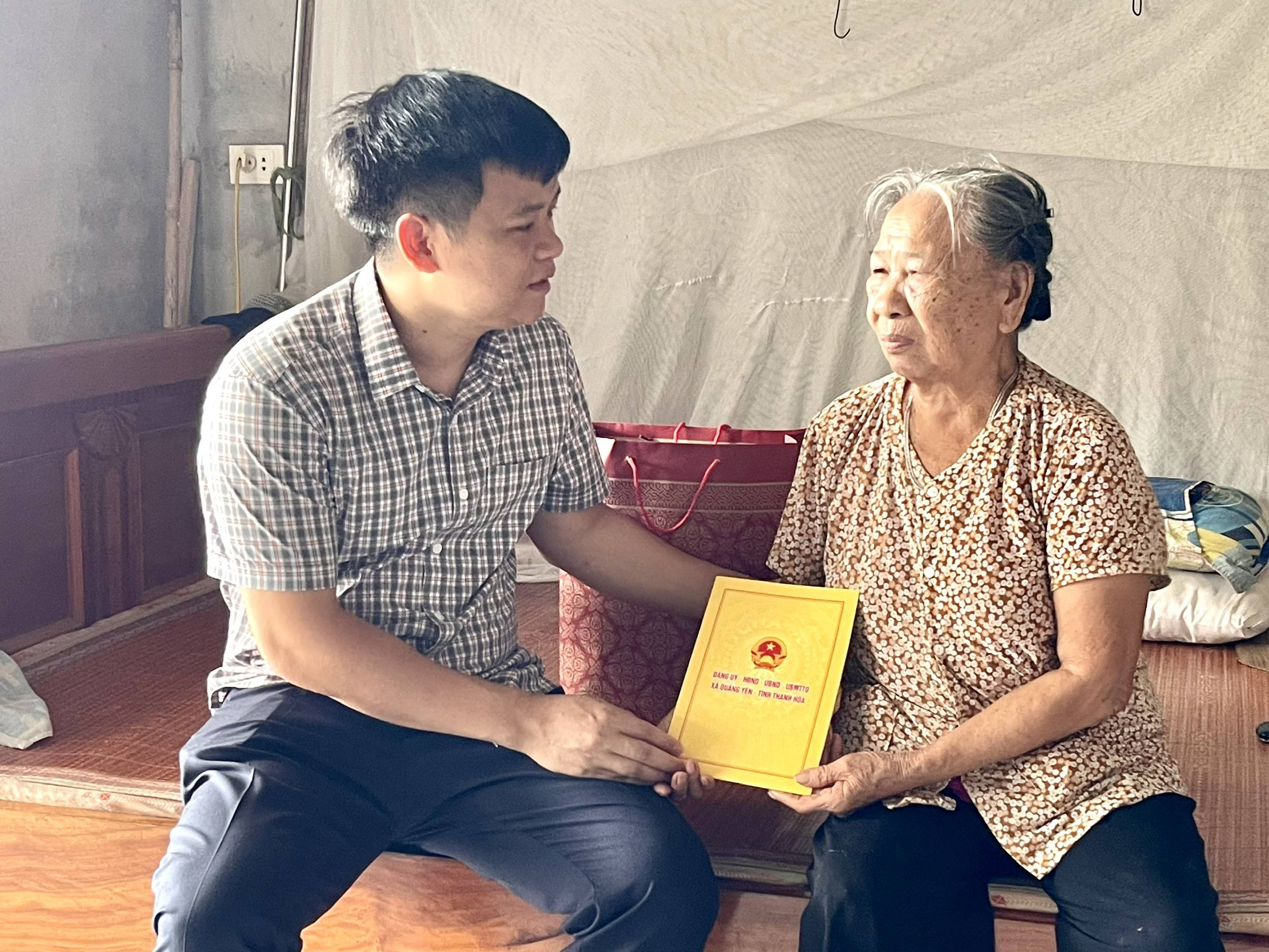 Anh-tin-bai